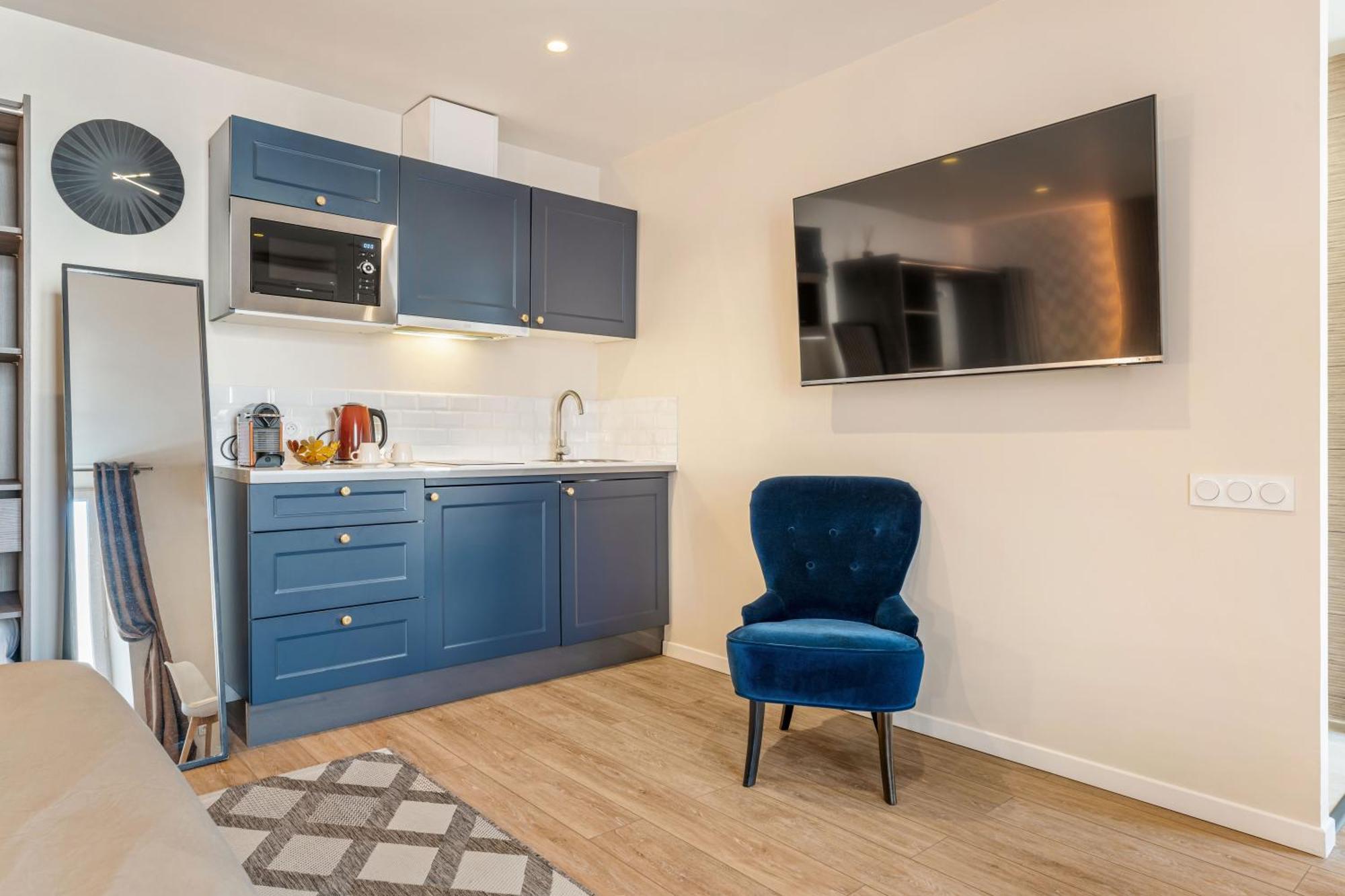 Nice Renting - Love Room Massena - Luxe Room - Jacuzzi - Terrace - King Bed - Ac מראה חיצוני תמונה