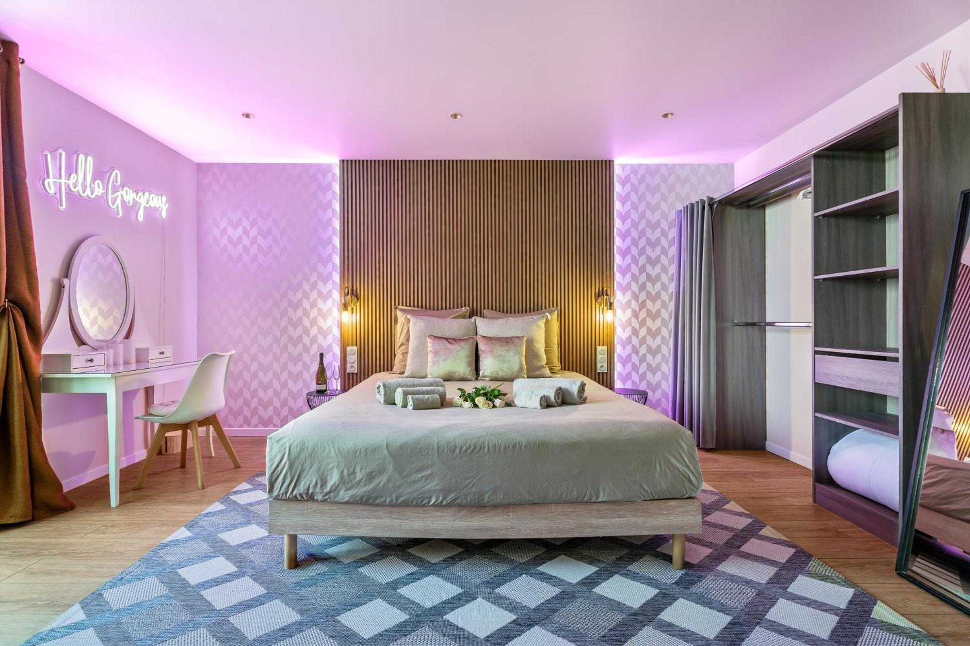 Nice Renting - Love Room Massena - Luxe Room - Jacuzzi - Terrace - King Bed - Ac מראה חיצוני תמונה